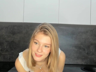 leilagillim feb-22-2024 Free Tits Show