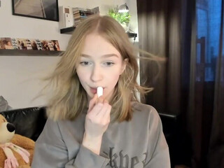 sweetness_s chaturbate shy 2/03/2024