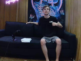 Bigdicknchick Chaturbate Action In Free Chat 4/04/2024