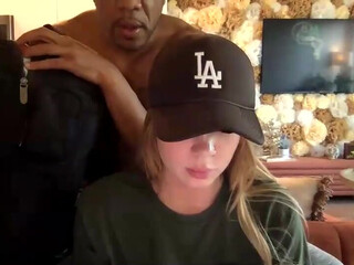 Taylorxxxrae Chaturbate Recent Busty Slut With Wet Holes 19-May-2024