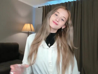 taitehambelton chaturbate recent thin cool chick 11-June-2024