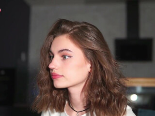 Hoolybunny Chaturbate Webcam Vids With Naked Model 9/08/2024