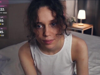 Elvahamling Chaturbate Little Girl