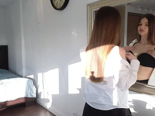 Alishashyy Chaturbate Top Wet Hole Jerking Off Webcam 2025-01-13