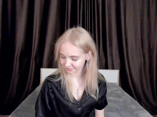 Sweete_Sofia Chaturbate Playboy Busty Model 17/01/2025