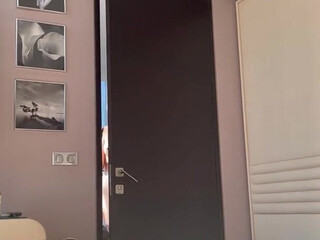 Only Shams X Lily Shams Onlyfans Busty Sexy Chick Fapping 01-05-2025