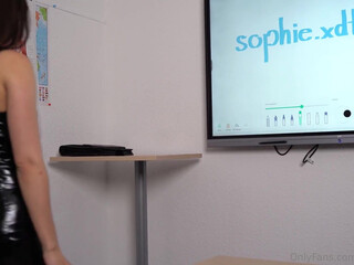 Sophie Xdt Onlyfans New Sexy Young Chick 02-05-2025