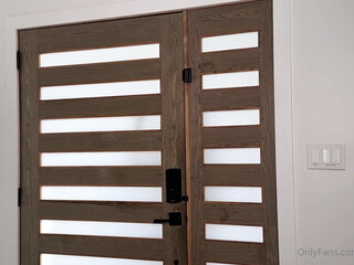 Lillian Phillips With Johnny Sins Onlyfans New Cam Girl 04-05-2025