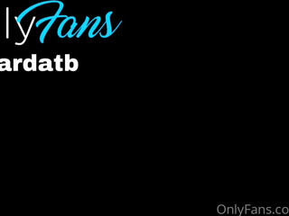 Ardatb Onlyfans Caresses Her Clit 21-11-2025