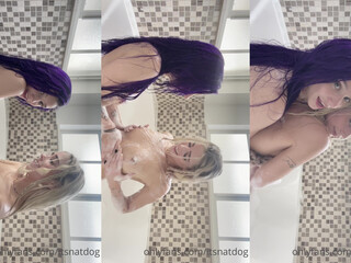 Itsnatdog Onlyfans Busty Sexy Chick Fapping