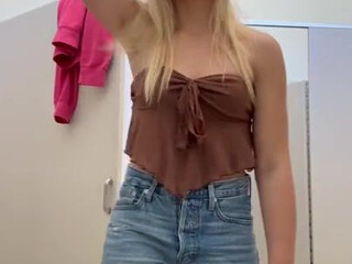 Stella1005 onlyfans latest sextape