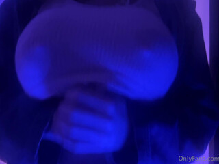 Zoe_moore onlyfans recording free teen cam