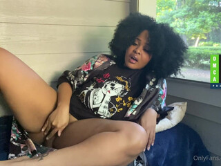 Lexual onlyfans masturbate her self