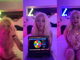 Babymox onlyfans newest hot masturbates clit