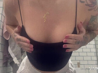 Barbieraxett onlyfans naked body