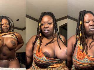 ThixenVixen onlyfans fucks her wet hole