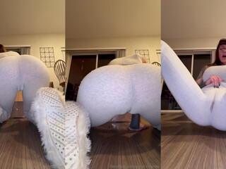 Watercherrypie onlyfans big ass whore masturbates