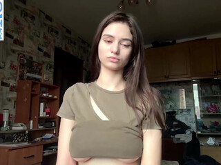milenazar chaturbate busty lady