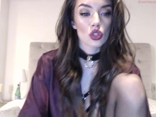 ohmymel  camhooker asses both her holes