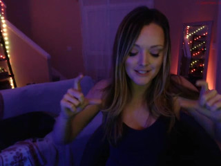 misschristmas  Fingering pussy hard