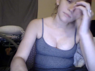 rileyraine420  show 3th of February