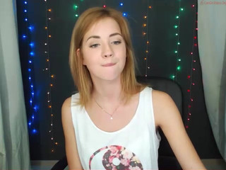 emmi_rosee  Expensive webcam model