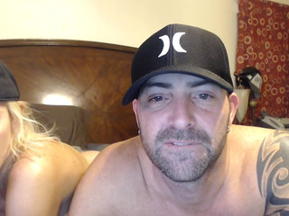 whaaaaaaaat  camhooker asses both her holes