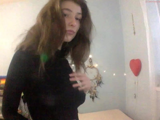 luanhea  Fucks himself in individual chat