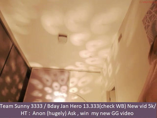 kiwikix  Beautiful webcam model with tight pussy