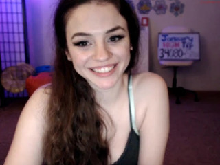 letitsnophie  spreading in individual chat