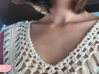 newchloe18  Webcam streetwalker playacting with her damp pussy