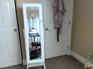 hotmilfcandy  3 December 2018