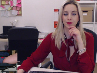 tiffany925  Showed the planet how she screws herself