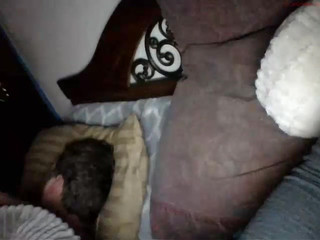 delicious6812  Sticks her finger in her pussy