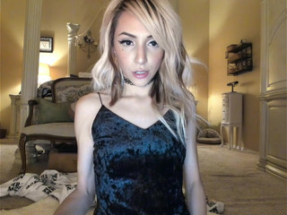 himexmarie  show 1th of April