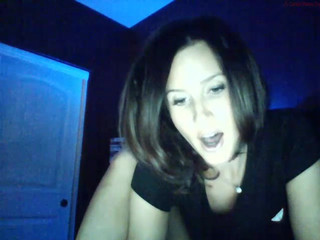 dakotacox  Whore with a wet pussy