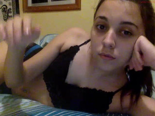 bianca_xo  drilling both her holes