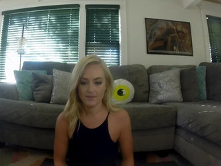 busty_ir_housewife  sex plaything within her damp pussy