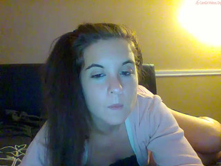 emma1128  cum within her pussy