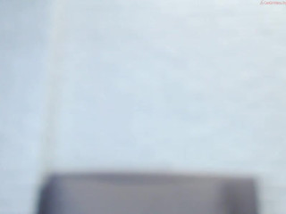 sexy_nikki  play with clitoris, patch individual knocks her