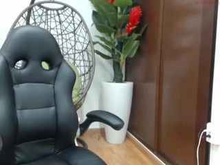 lia_thomson  webcam ass show