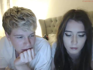 ihatethebeachh  show what she has on webcamera