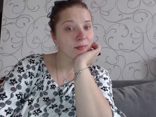 hello_x_pussy  Fucking wet pussy with a finger