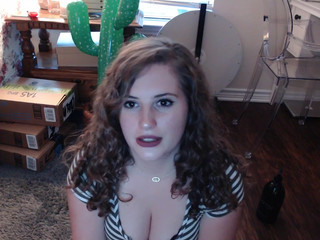 allysonbettie  Stroking her quick pussy