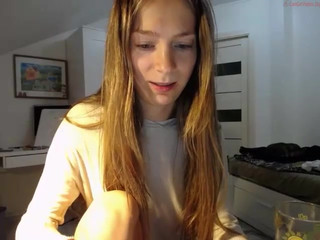 princessmaya  Bored at home, decided to masturbate pussy