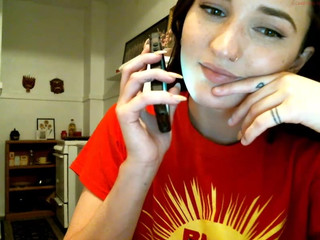 harderdaddy666  Loves To Put Things In Her Pussy