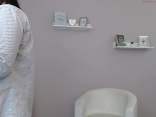 moniqueeass  Horny On Webcam