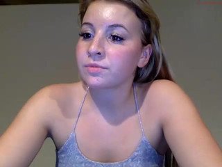 kaliii_jones  Rubs her Clitoris patch Coquetry her Pussy