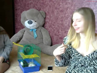 hotgirls71  show 4th of May