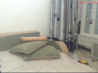 sexylinda  hooker playacting with herself in webcam